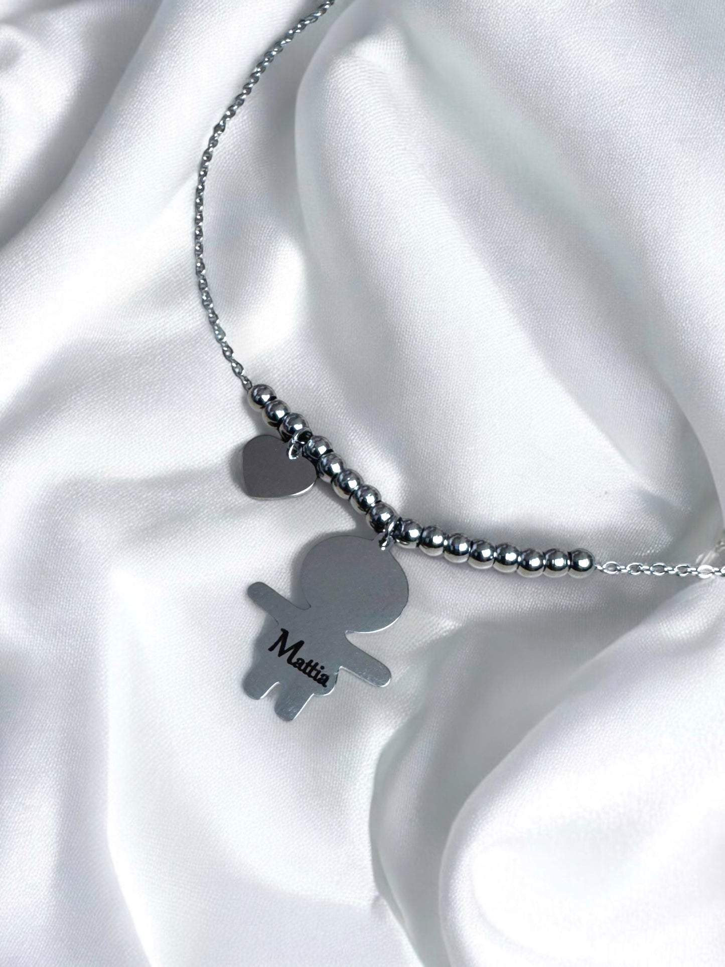 Collana bebè incisione
