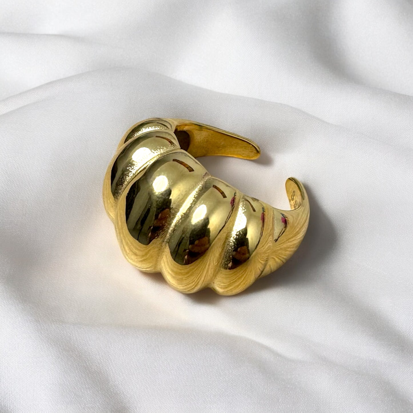 croissant anello