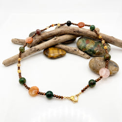Radici - collana con pietre naturali e cristalli