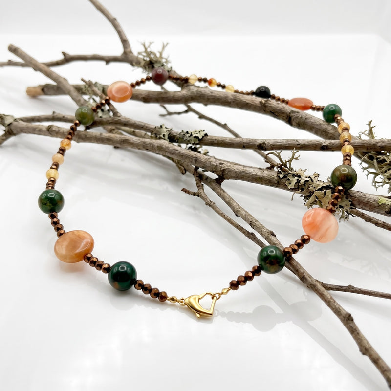 Radici - collana con pietre naturali e cristalli